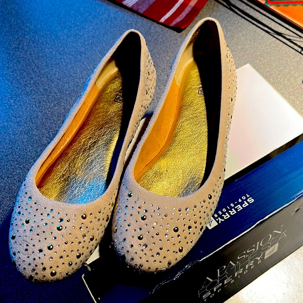 Sperry Emma Ivory flats w/rhinestones
